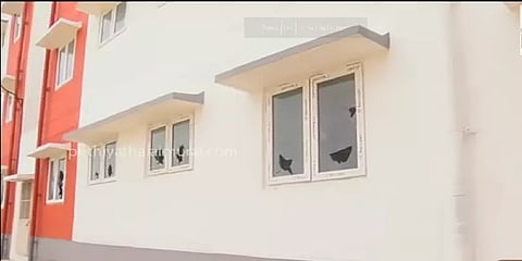 புதுக்கோட்டை: குடிசை மாற்று வாரிய குடியிருப்புகள் பயனாளிகளிடம் ஒப்படைக்கவில்லை என புகார்