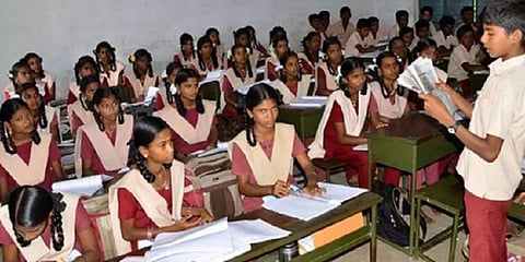 கொரோனா தடுப்பு: பள்ளிகளில் மாணாக்கர்கள் செய்யக்கூடியவையும் கூடாதவையும்!