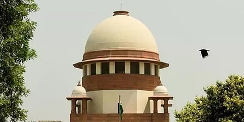 சமூக வலைதளங்களில் நீதிமன்றங்களுக்கு எதிராக உலாவரும் பொய் செய்திகள்: உச்சநீதிமன்றம் வேதனை