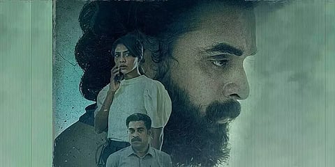 குற்ற உணர்வுகளின் போராட்டம்: சுராஜ், டோவினோவின் 'காணேக்காணே' எப்படி? - திரைப் பார்வை
