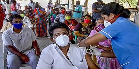 தமிழகத்தில் இன்று 50 ஆயிரம் இடங்களில் நடைபெறும் 6வது மெகா தடுப்பூசி முகாம்