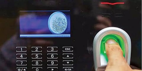 மத்திய அரசு அலுவலங்களில் நவ.8 முதல் மீண்டும் பயோ மெட்ரிக் வருகைப் பதிவு