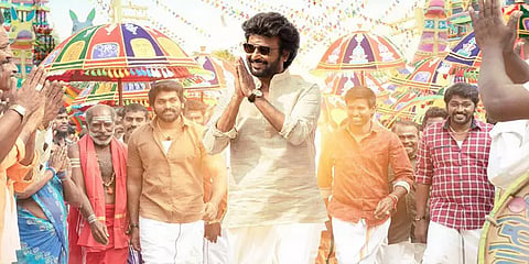 குறையாத ரஜினியின் மாஸ்.. அண்ணன் தங்கை பாசம் - எப்படியிருக்கிறது அண்ணாத்த?