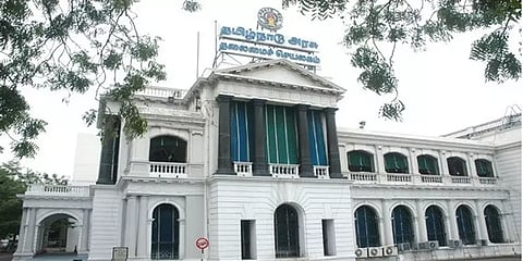 அரசு விழா: தமிழ்த்தாய் வாழ்த்து மற்றம் தேசிய கீதத்தை பயிற்சி பெற்றவர்களே பாடவேண்டும்