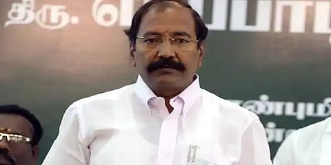 முன்னாள் அமைச்சர் தங்கமணி மற்றும் அவரது குடும்பத்தினர் மீதான எப்ஃஐ.ஆர் சொல்வது என்ன?