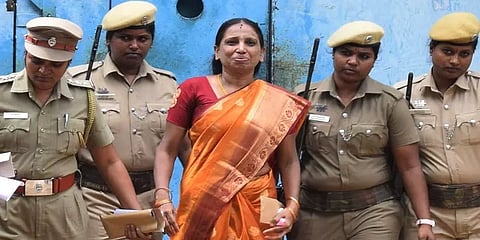 ராஜீவ்காந்தி கொலை வழக்கு: நளினிக்கு ஒரு மாதம் பரோல் வழங்க முடிவு