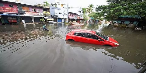 கனமழை எதிரொலி: சென்னை ஐயப்பன்தாங்கலில் 500 வீடுகளில் புகுந்த மழைநீர்