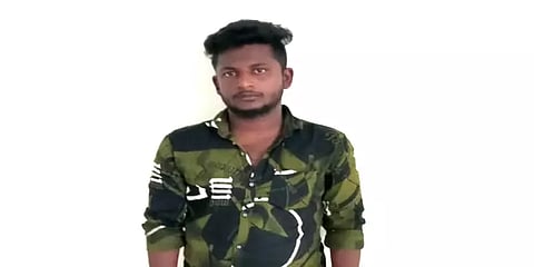 தேனி: ஆசை வார்த்தை கூறி பள்ளி மாணவியை கடத்திச் சென்ற இளைஞர் போக்சோவில் கைது