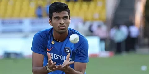 வாஷிங்டன் சுந்தருக்கு கொரோனா உறுதி - தென்னாப்ரிக்க ஒருநாள் தொடரில் விளையாடுவதில் சிக்கல்