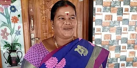 ``என்னை பாராட்டிய பிரதமருக்கு, என் நன்றி”- இளநீர் விற்கும் பெண்ணான தாயம்மாள் பேட்டி