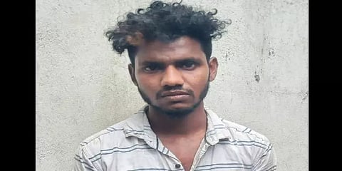 தாயை தகாத வார்த்தைகளால் திட்டிய தந்தை - ஆத்திரத்தில் மகன் எடுத்த விபரீத முடிவு