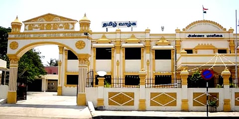 உதயநிதி ஸ்டாலின் மீது மாநில தேர்தல் ஆணையரிடம் அதிமுக புகார்