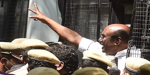 முன்னாள் அமைச்சர் ஜெயக்குமாருக்கு நிபந்தனை ஜாமீன்