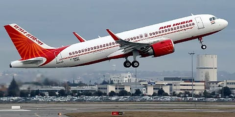 ஏர் இந்தியாவை டாடாவுக்கு விற்க தடை கோரிய மனு தள்ளுபடி