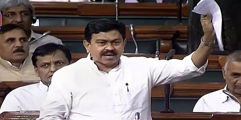 தொலைபேசி பேச்சுகளை பதிவு செய்ய யாருக்கெல்லாம் அனுமதி? மத்திய அரசு பதில்