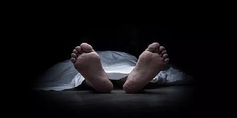 ’என் தற்கொலைக்குக் காரணம்...’ - தாய்க்கு கடிதம் எழுதிவிட்டு மாணவி எடுத்த முடிவு