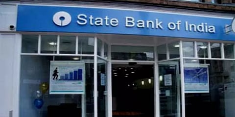 கடன் வட்டி விகிதத்தை 0.1% உயர்த்தியது பாரத ஸ்டேட் வங்கி
