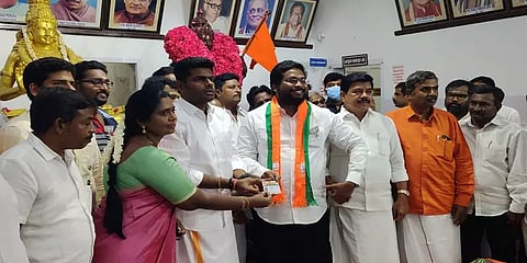 அண்ணாமலை முன்னிலையில் பாஜகவில் இணைந்தார் திருச்சி சிவாவின் மகன்!