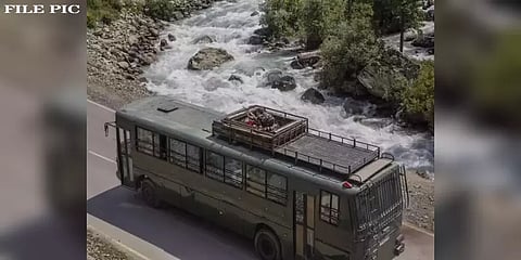 லடாக்கில் வாகன விபத்து: 7 ராணுவ வீரர்கள் உயிரிழப்பு