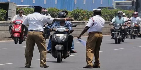 கால் சென்டர்கள் மூலம் ரூ.11 கோடி அபராதம் வசூல்- சென்னை போக்குவரத்து காவல்துறை தகவல்