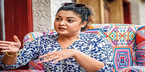 ’குறிவைத்து துன்புறுத்துறாங்க; என்கிட்ட இதுலாம் நடக்காது’ -பரபரப்பை கிளப்பிய தனுஸ்ரீ தத்தா