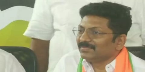 கட்சியில் இருந்து நீக்கிய தமிழக பாஜக தலைவர் அண்ணாமலை.. நன்றி சொன்ன டாக்டர் சரவணன்!