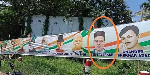 சுதந்திர போராட்டக்காரர் பட்டியலில் சாவர்க்கரா? - கேரள காங்கிரஸார் வைத்த பேனரால் பரபரப்பு!