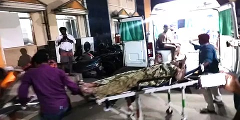 ஓரகடம்: சிலிண்டர் சேமிப்பு குடோனில் பயங்கர தீ விபத்து - குடியிருப்புகளுக்கும் பரவிய தீ!