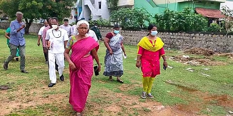 அரசுப்பள்ளியில் வருவாய் கோட்டாட்சியர் திடீர் ஆய்வு - ஆசிரியர் இல்லாததால் கடும் எச்சரிக்கை