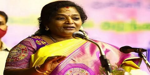 'நீங்கள் நேசிக்கும் பெண்ணுக்கு இந்த கிஃப்ட் கொடுங்க...'- ஆண்களுக்கு தமிழிசை சொன்ன அறிவுரை!