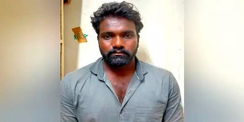 பள்ளி மாணவியை காதலிப்பதாக கூறி பாலியல் வன்கொடுமை செய்த இளைஞர் - போக்சோவில் கைது