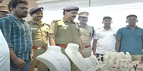 ”லிப்ட் துவாரம் வழியே உள்ளே சென்றோம்” - தாம்பரம் நகைக்கடை கொள்ளை நடத்தப்பட்டது எப்படி?