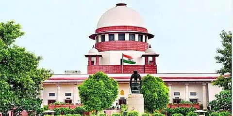 மதமாற்றம் தொடர்பான வழக்கில் மனுதாரரையே நீக்கி உச்ச நீதிமன்றம் அதிரடி