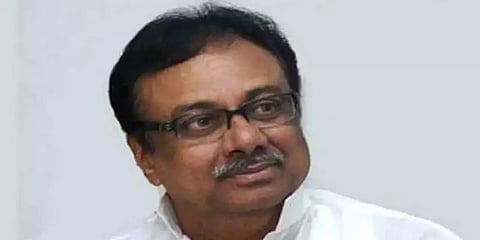 ஈரோடு இடைத்தேர்தல்: போட்டியிடவில்லை என கூறிய ஈவிகேஎஸ் வேட்பாளாராக அறிவிப்பு! என்ன நடந்தது?