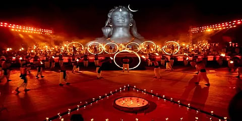 ஆன்லைன் முன்பதிவு மட்டும் போதும்... ஈஷா மஹா சிவராத்திரியில் இலவசமாக பங்கேற்கலாம்!