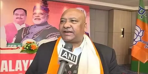 'நானும்தான் மாட்டிறைச்சி சாப்பிடுறேன்; அதை யாராலும் தடுக்க முடியாது' - மேகாலயா பாஜக தலைவர்
