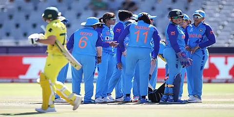மகளிர் டி20 உலகக்கோப்பை... இறுதிவரை போராடி தோற்ற இந்தியா!