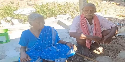 வயது முதிர்ந்த காலத்தில் தொந்தரவின்றி வாழ உதவுங்கள்!- மகனால் மனமுடைந்த பெற்றோர் மனு