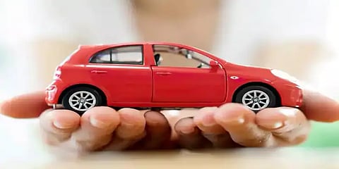 லோனில் கார் வாங்க போறீங்களா? கவனிக்க வேண்டியவை இவைதான்!