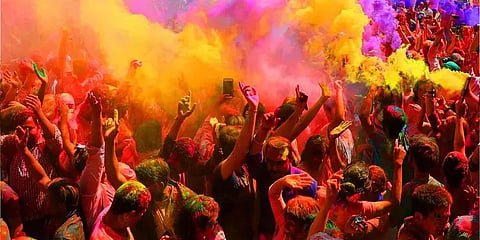 ஹோலி அன்று குடித்துவிட்டு வாகனம் ஓட்டினால் கடும் நடவடிக்கை - டெல்லி காவல்துறை எச்சரிக்கை