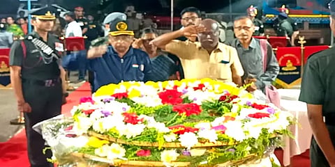 ”வருத்தமாக இருந்தாலும் பெருமையாக உள்ளது”- ஹெலிகாப்டர் விபத்தில் இறந்த ராணுவ வீரரின் தந்தை!
