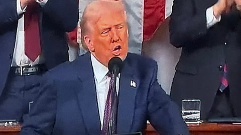 President Trump gick ut i sociala medier efter flera Tesla-incidenter.