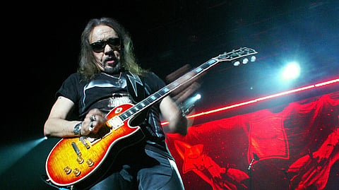 Ace Frehley, originalgitarrist i KISS, är död.