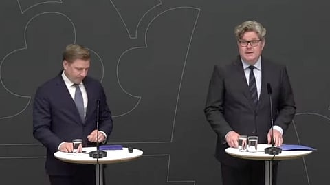 Utredaren Fredrik Kärrholm till vänster, justitieminister Gunnar Strömmer till höger