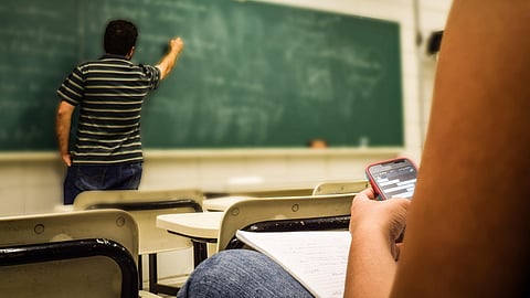 Var nionde skolavhoppare döms till fängelse före 30