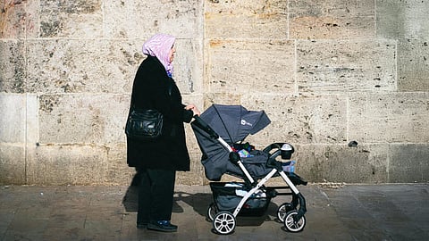 Var femte ung utrikesfödd kvinna gör "ingenting"