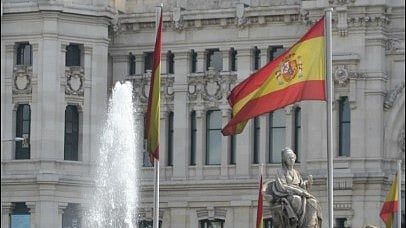 Migrationskaos i Spanien: Dubbelt så många illegala som väntat söker laglig status