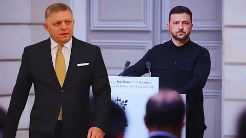 Fico ide na Ukrajinu. Stretne sa so Zelenským aj Tuskom
