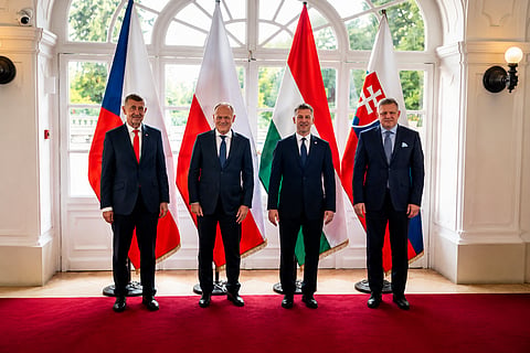Slovensko preberá vedenie V4. Fico predstavil veľké priority