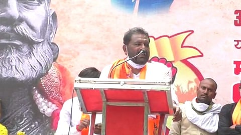 वडेट्टीवारांनी बीडमध्ये येऊन दाखवावं; धस यांनी दिले आव्हान